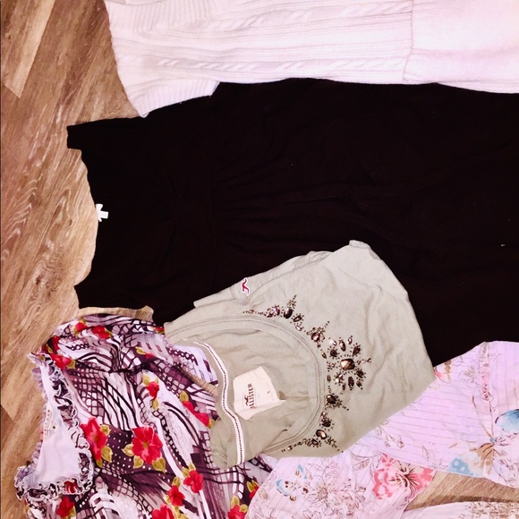 Woman’s bundled lot - Picture 7 of 8